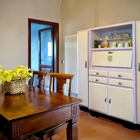 Apartment La Casa Del Voltone Pontremoli