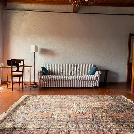Apartment La Casa Del Voltone *