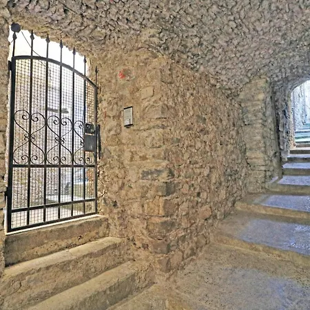 La Casa Del Voltone